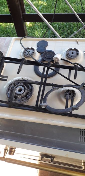 Cuptor si plita gaz beko