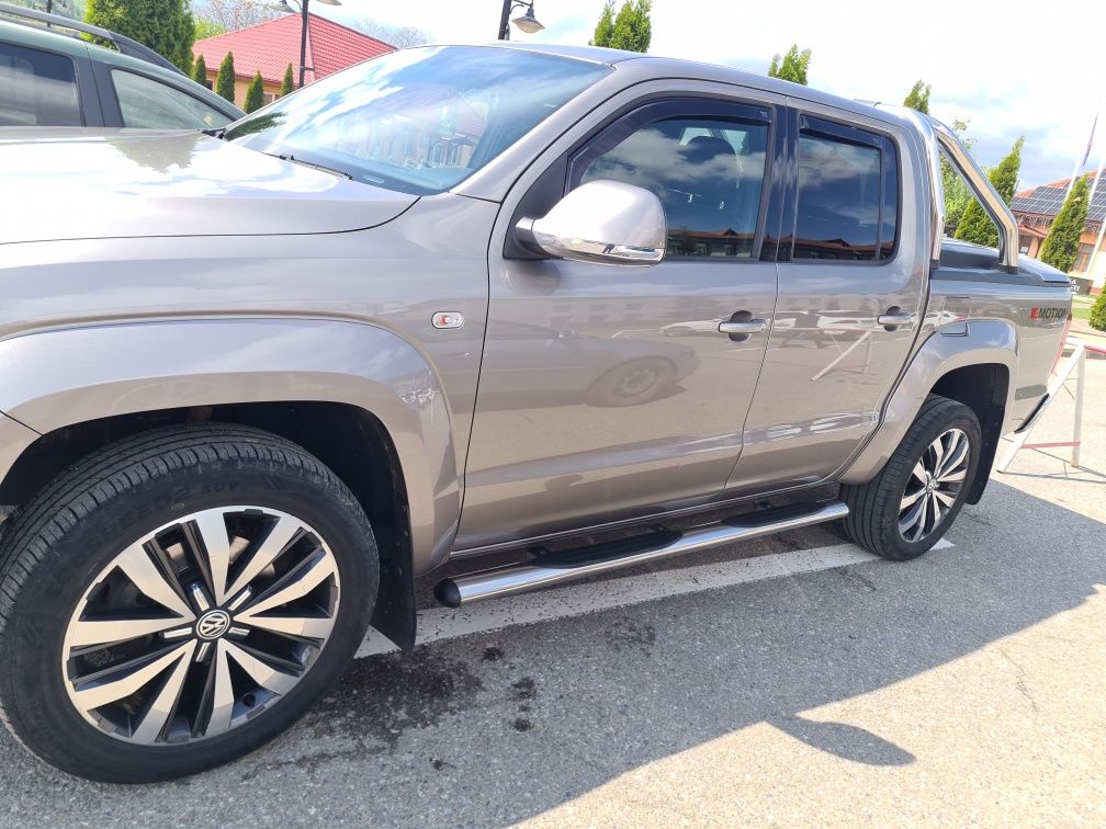 Volkswagen Amarok Aventura 3000 D 258 CP Autoutilitara