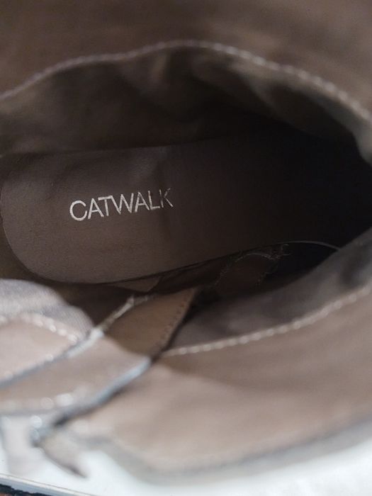 Ghete catawalk numărul 40 (39)