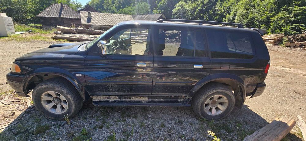 Mitsubishi pajero sport 2005