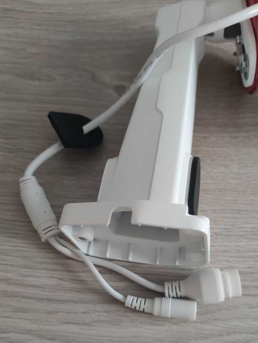 Suport de perete camere exterioare tip BULET, Transport GRATUIT