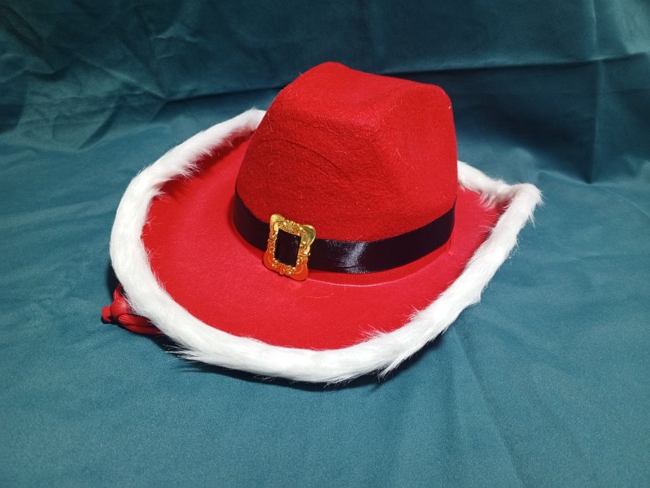 Шляпа новогодняя, ковбойская в наличии