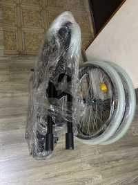 Продаю механическую кресло коляску