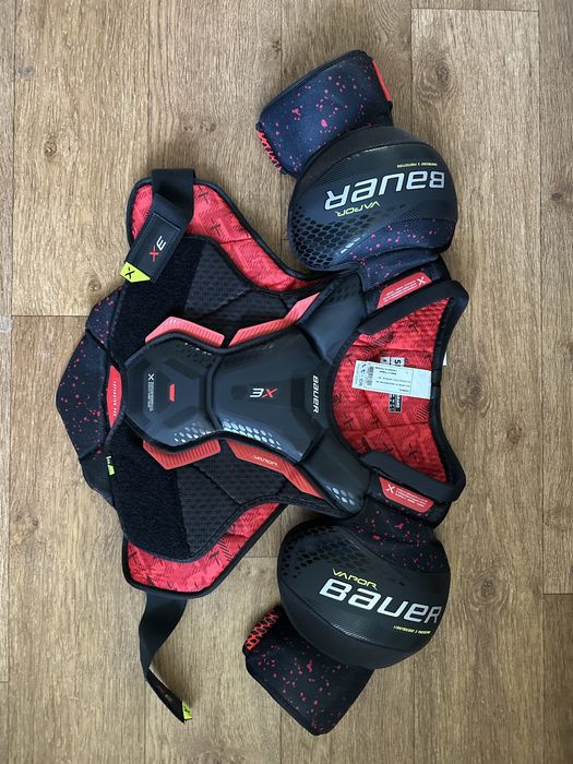 Нагрудникхоккейный Bauer 3х