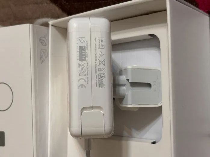 от ( Apple ) зарядка для MacBook - блок питания на макбук