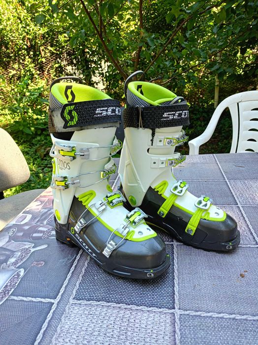 Ски обувки Scott, Head и Salomon