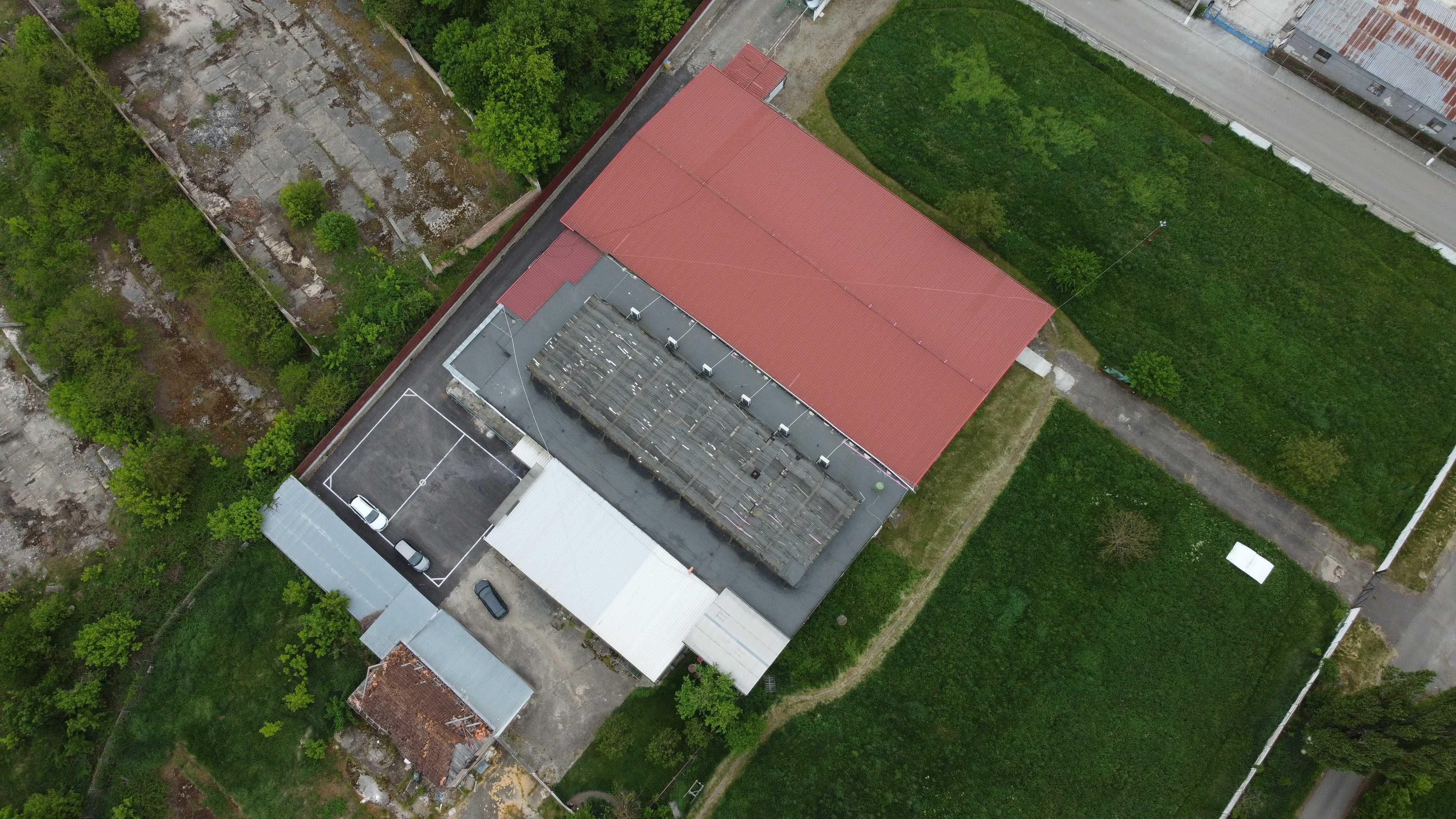 Vand hala productie confectii textile in Calan
