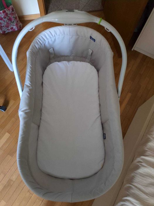 Chicco Baby Hug 4in1 – креватче, шезлонг, стол за хранене