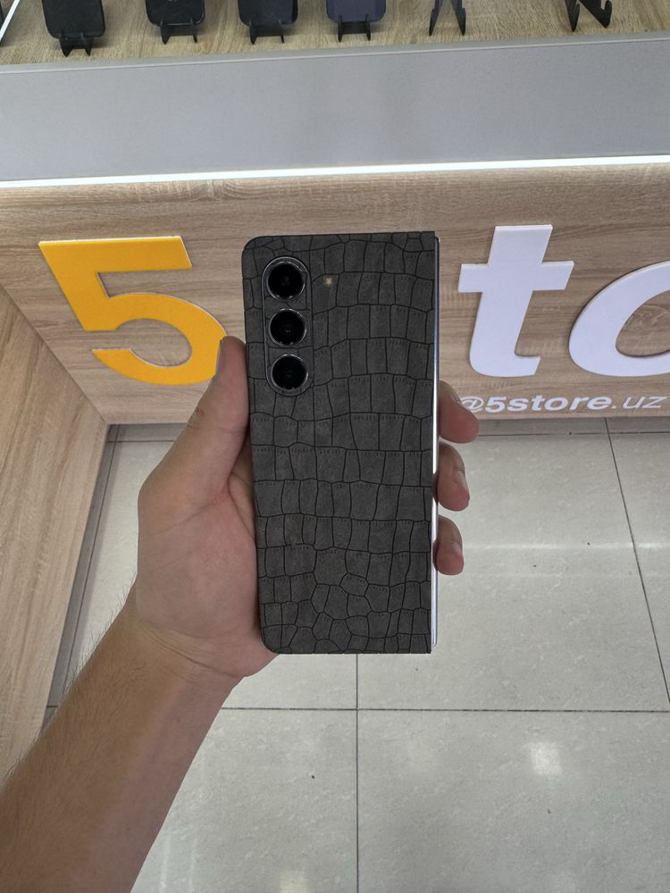 Galaxy Z Fold5