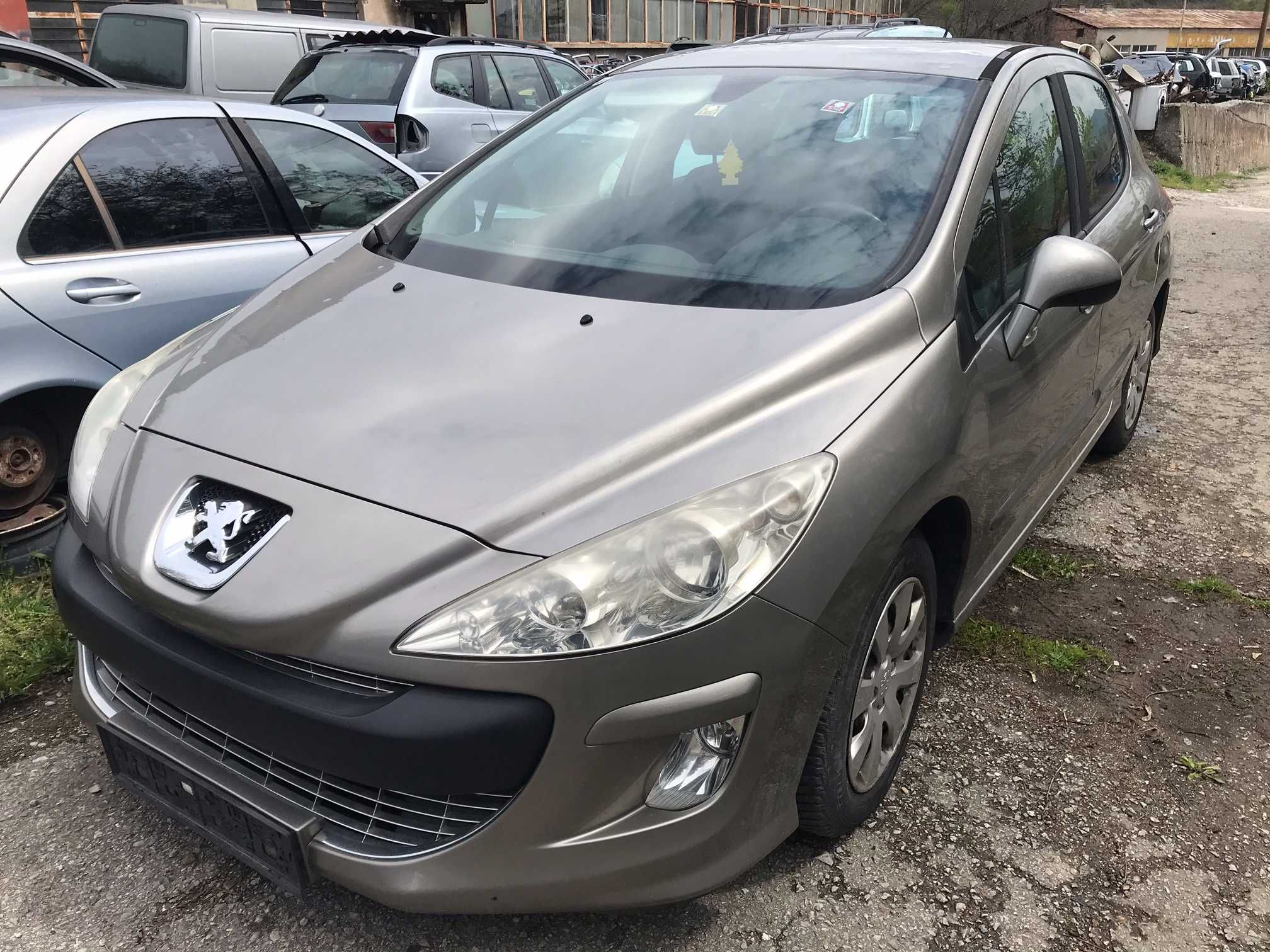 Peugeot 308 1.4i 90к.с хечбек 2010г. на части