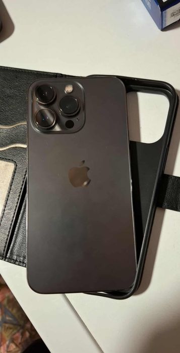 Vând iphone 13 pro 128