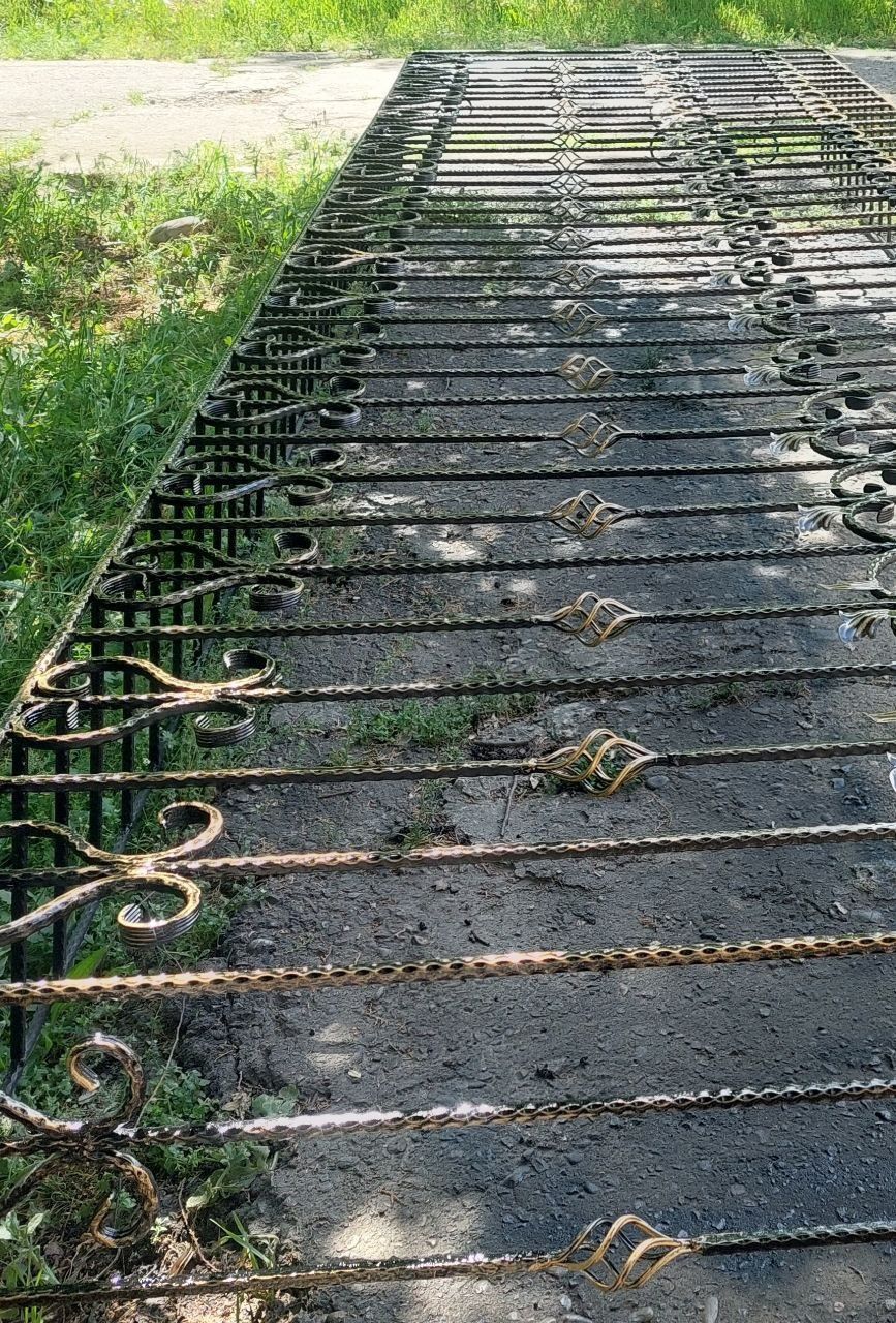 Будки из сэндвич панелей под ключ, решетки перила двери, панжара дарво
