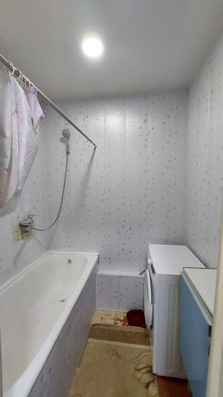 1²/3/9. Сергели 5. Метро "Sergeli" (3-b). Квартира 42 м². Дом галерейк