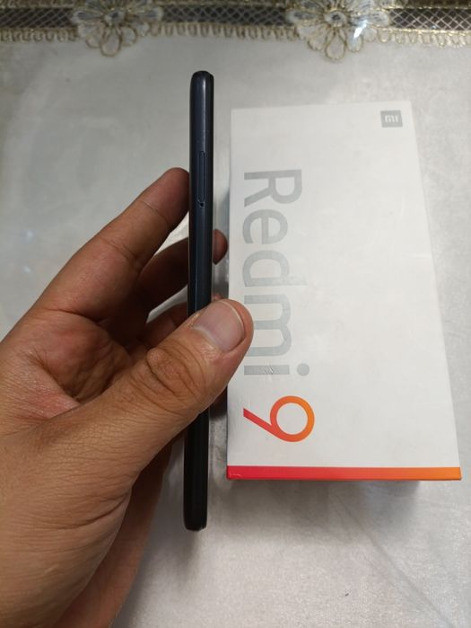 Xiaomi Redmi 9 4/128GB Black Igravoy Karobka Holati Ideal Otlichni Zor