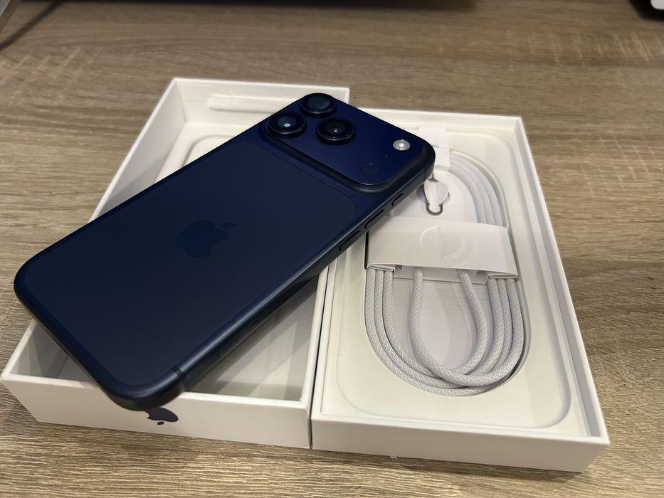 iPhone 17 Pro 256GB 24м гаранция ***Промо***