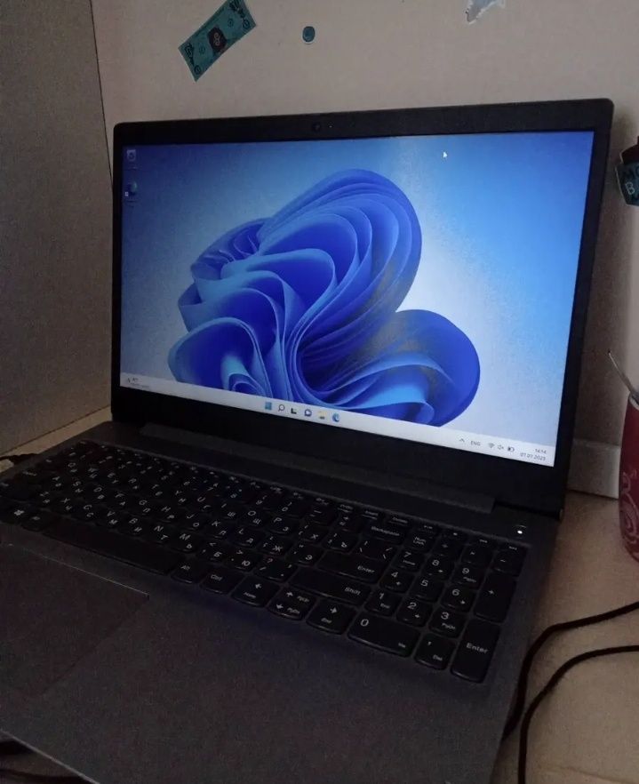 Lenovo ideaPad 3