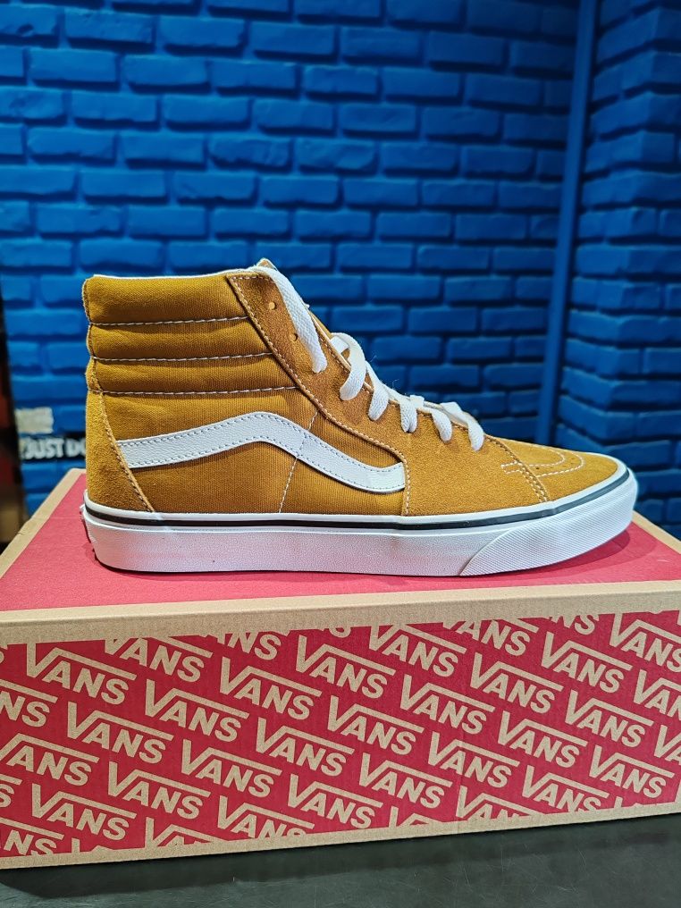 Tenesi Vans Old Skool și Sk8-HI