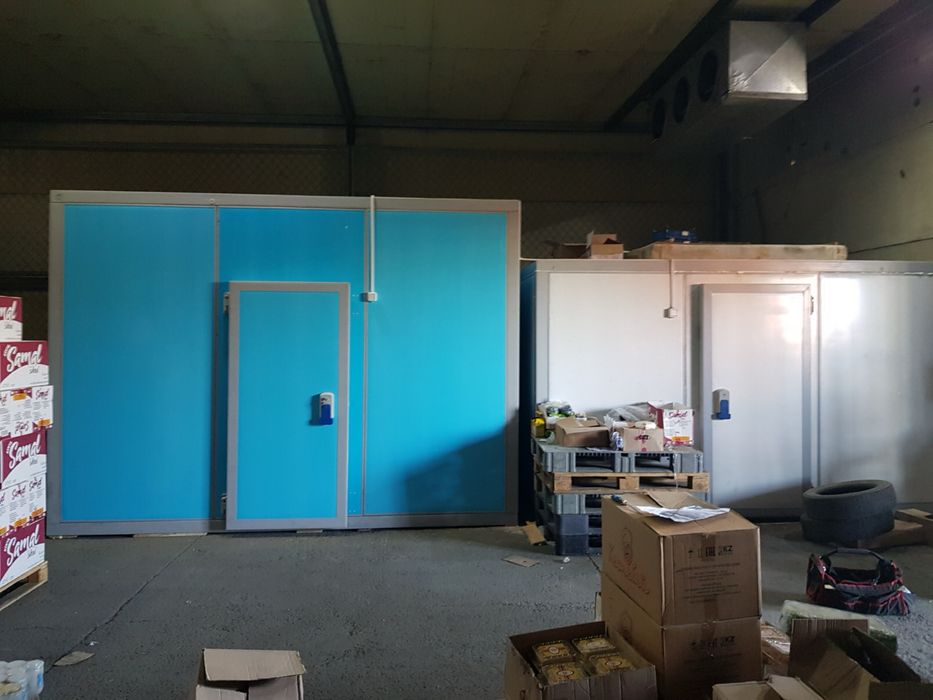 Продам холодильную камеру Polar