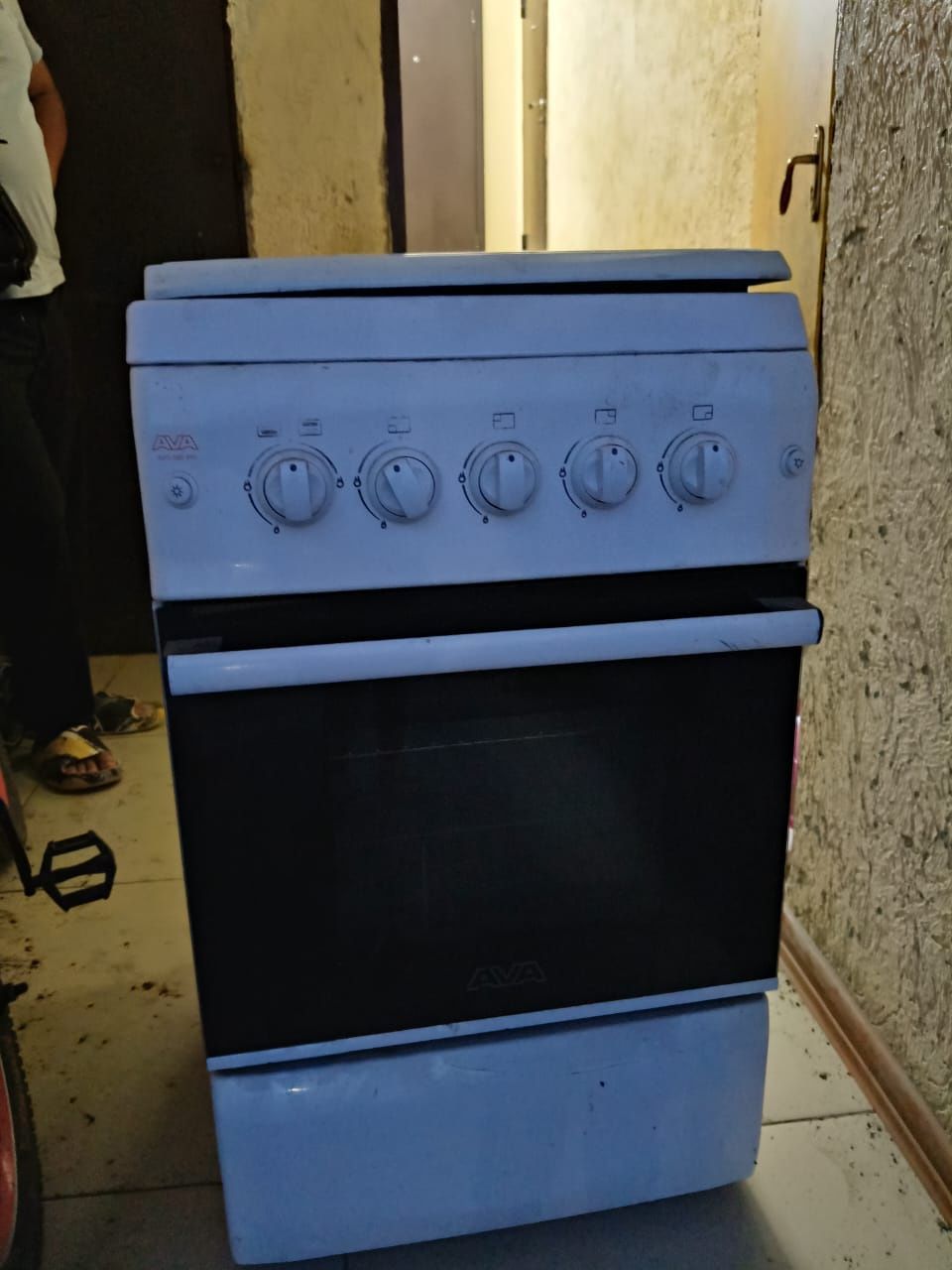 Продам газовую плиту