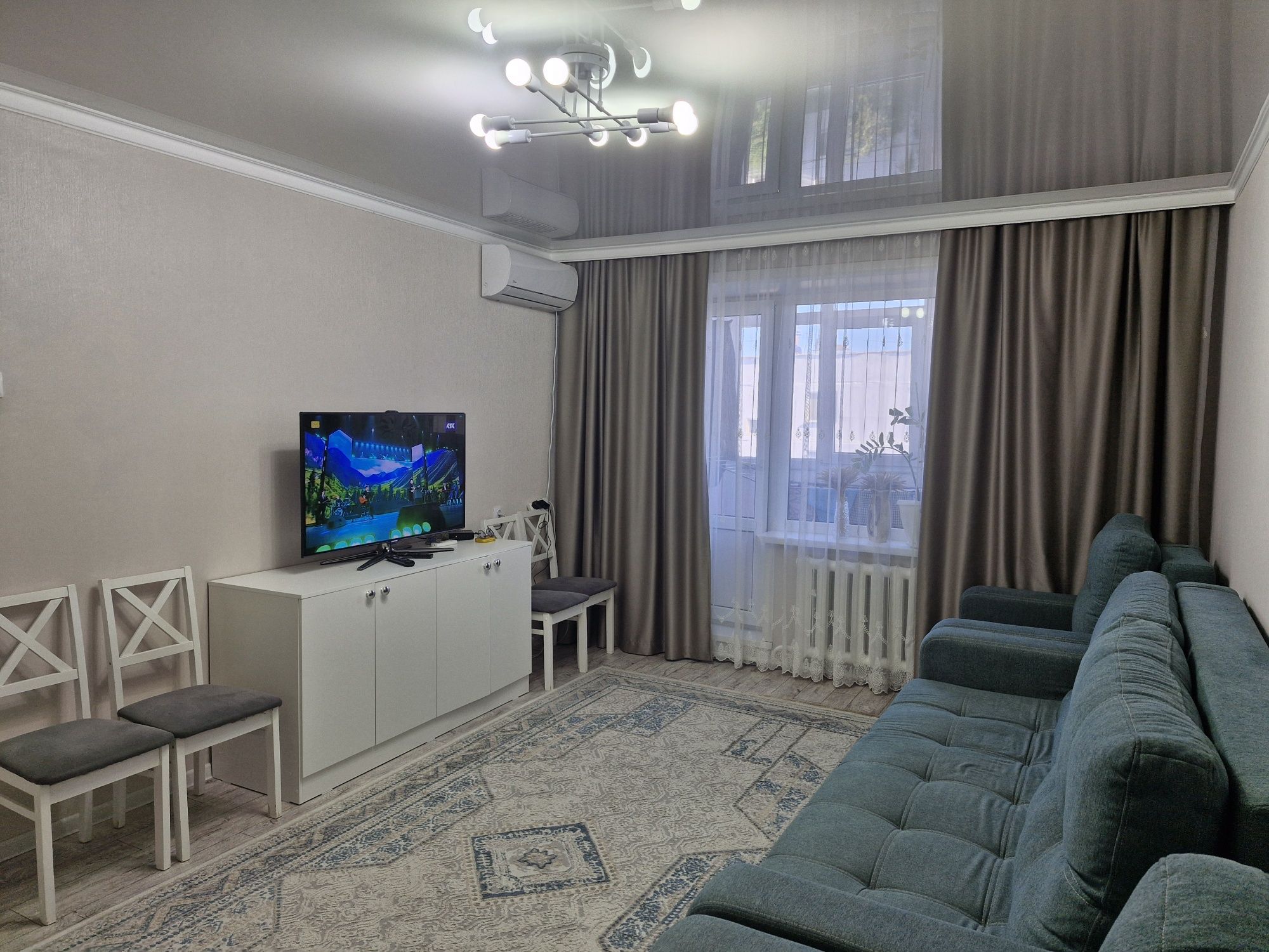 Продам 4 комнатную квартиру