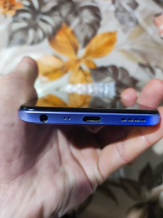 Realme 8i 8GB/128GB "Като Нов"