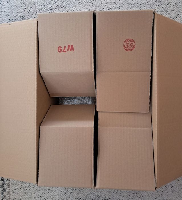 Чисто нови стъклени буренца