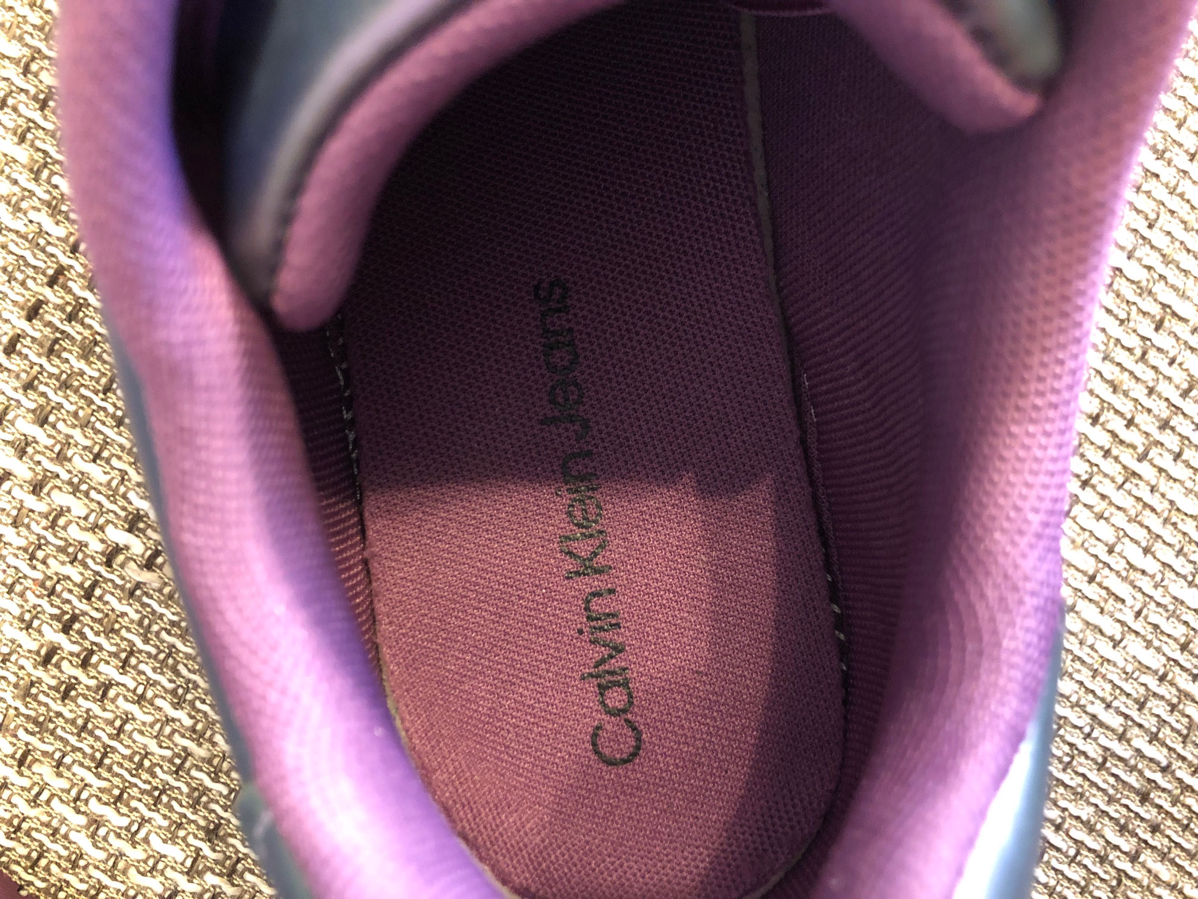 Adidași (sneakers)Calvin Klein Jeans Chunky Runner Low Lace Mono WN
