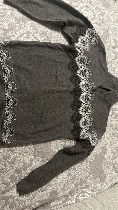 Новый мужской свитер