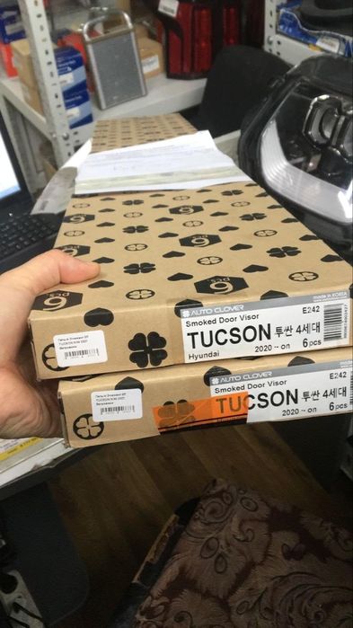 Продам ветровики на туксон