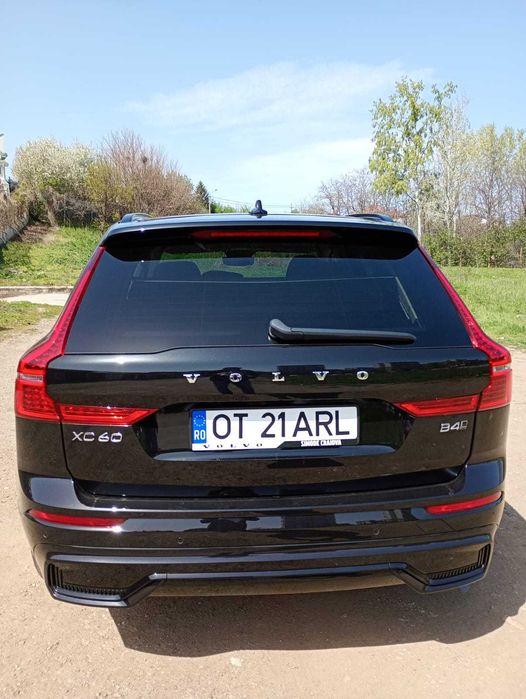 XC60 B4 (Diesel) AT8 AWD Plus Dark 2024