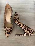Pantofi cu toc stiletto animal print si magenta