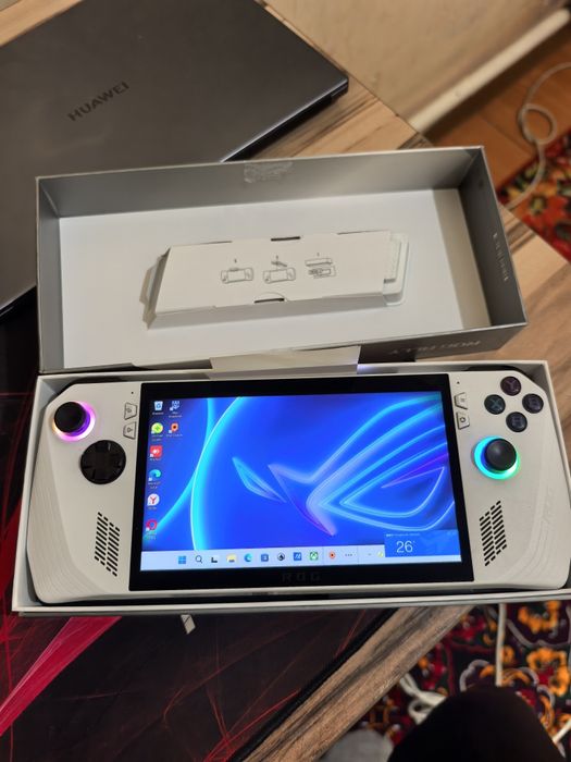 Игровая приставка Asus rog ally