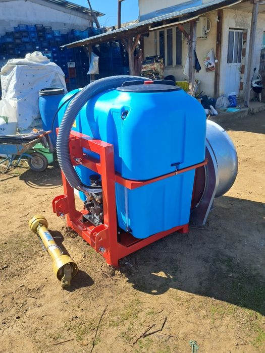 Навесна вентилаторна пръскачка