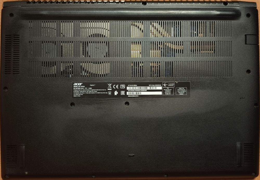 Laptop Acer A715-41G 15,6FHD/Ryzen 5 3550H/8GB/512SSD/GTX 1650 4GB !