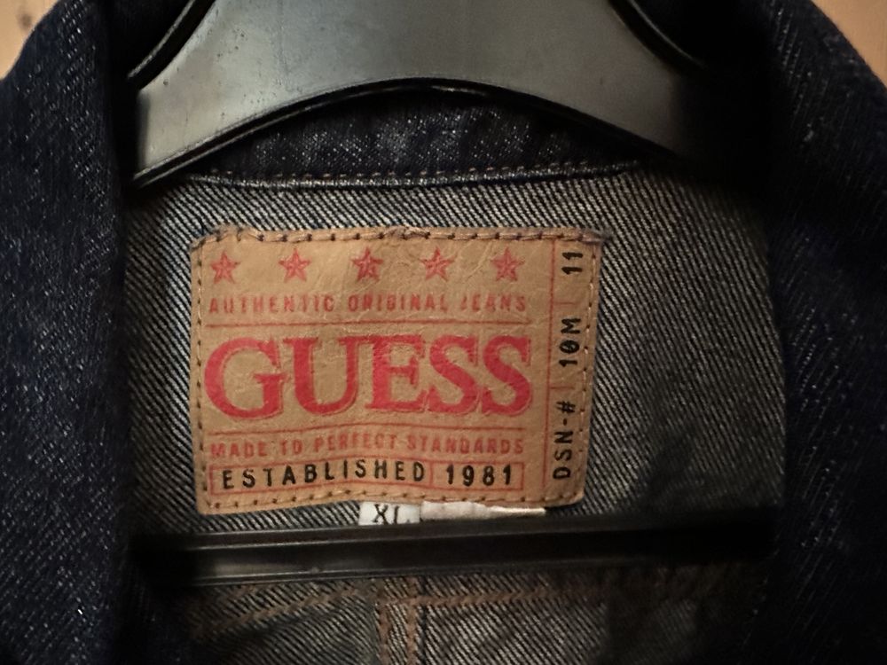 Geaca de blugi clasica Guess