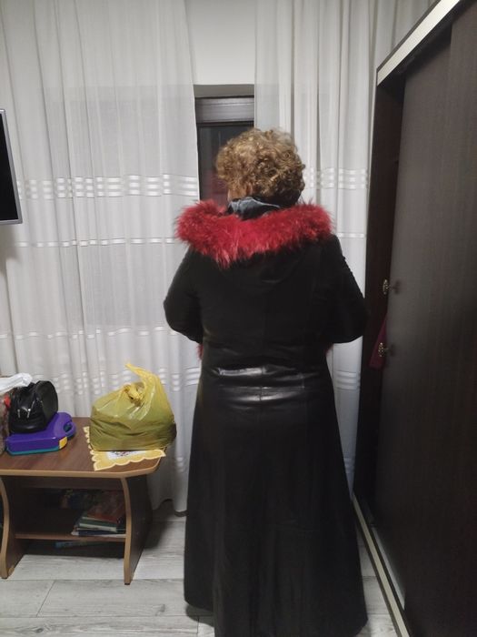 Geacă Premium Damă – Blană Naturală & Piele de Înaltă Calitate, Nouă-
