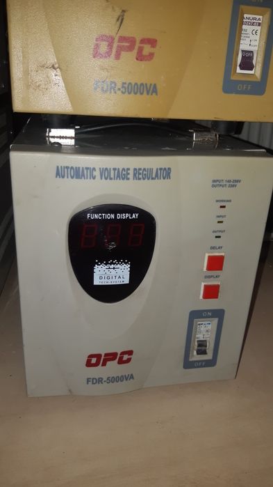 Стабилизатор напряжения