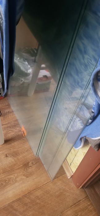 Стекло продам с витрины