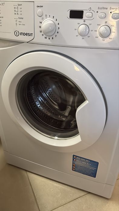 Пералня Indesit