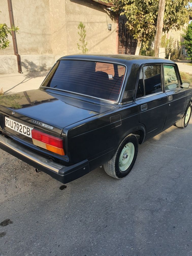 Ваз 2107 sotiladi