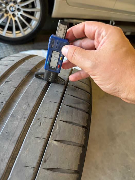 Michelin Pilot Sport 4   245/45/ZR18 VARA