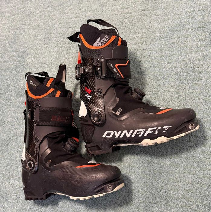 Clapari Tura Dynafit Blacklight (TLT X) - 27.5