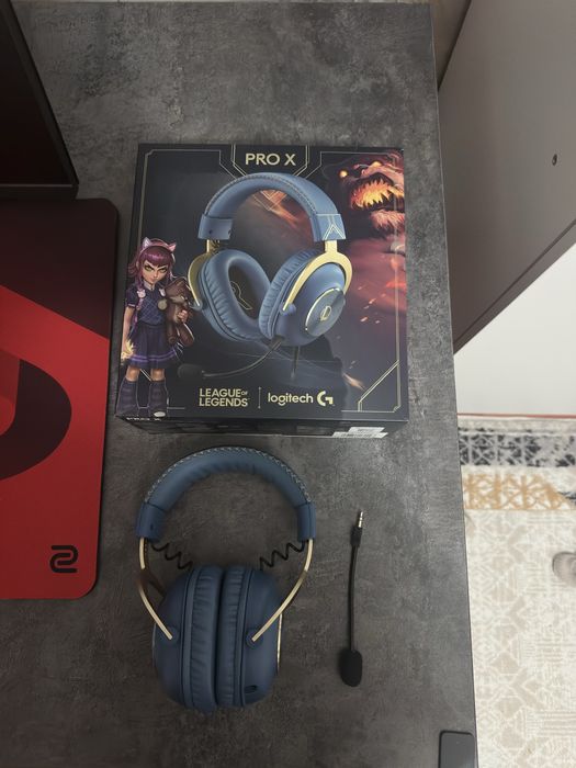 Наушники Logitech G PRO X-Blue VO!CE League of Legends Edition синий