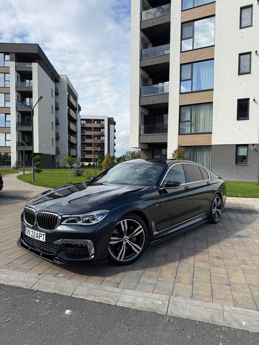 BMW Seria 7 Primul proprietar pe România,mașina merge și arată impecabil !