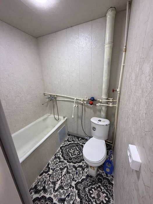 Srochno 1-xonali uy sotiladi. 26900$