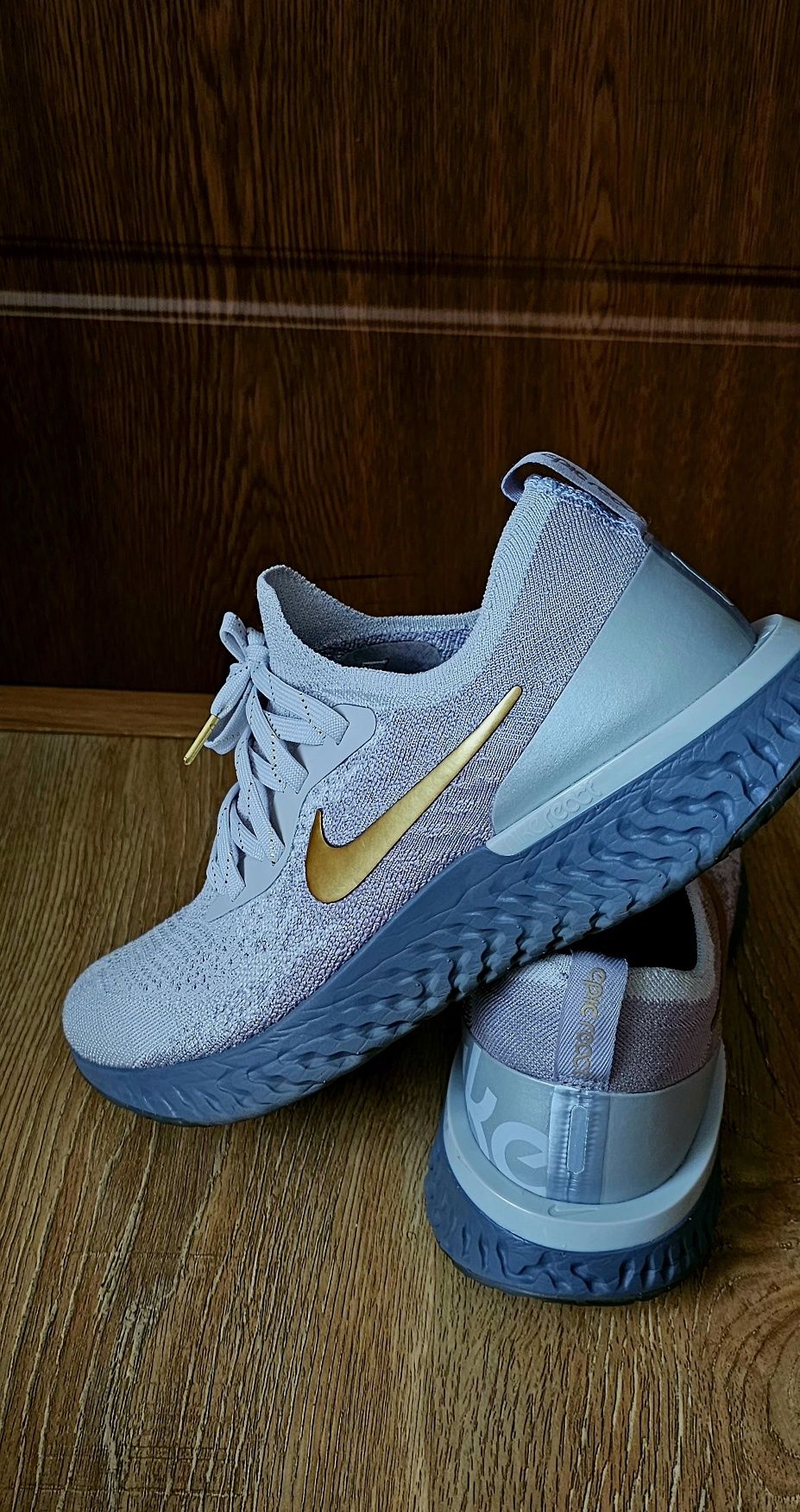 Маратонки Nike React