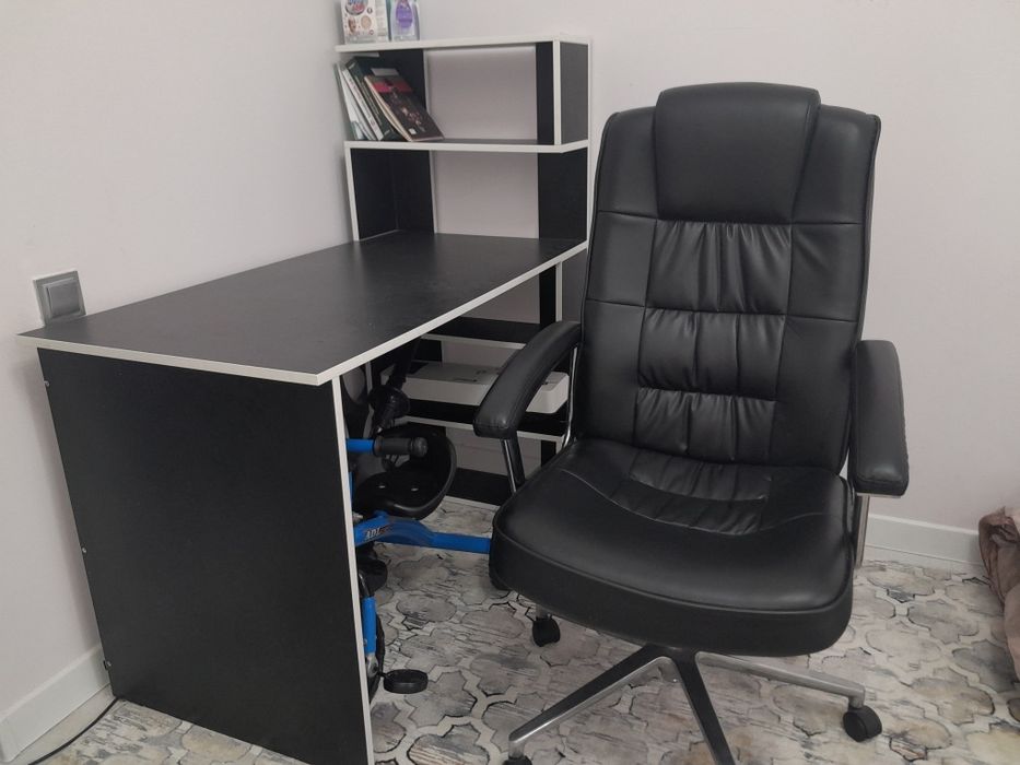 Kompyuter stol ham kreslo satiladi