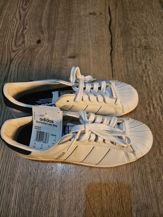 Кросовка Adidas superstar 39 раз 40$