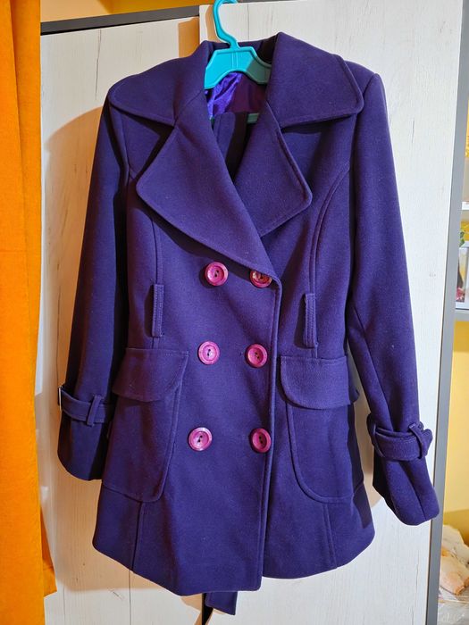 Дамско лилаво палто xs