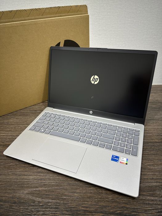 мощный новый 12-ядерный i5 ноутбук Hp 15